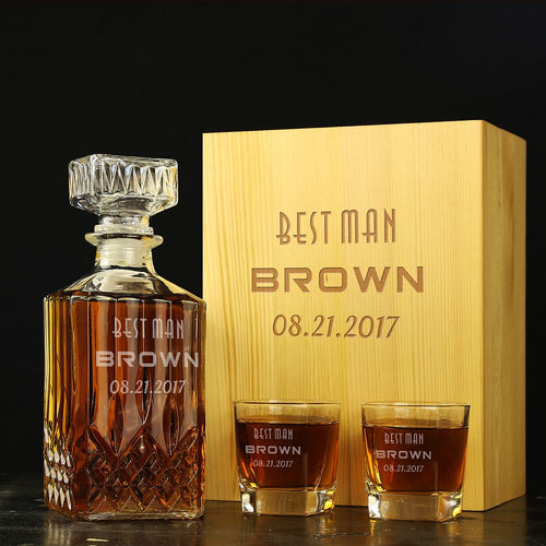 Personalized decanter, Unique best man gift - CustomizationMart